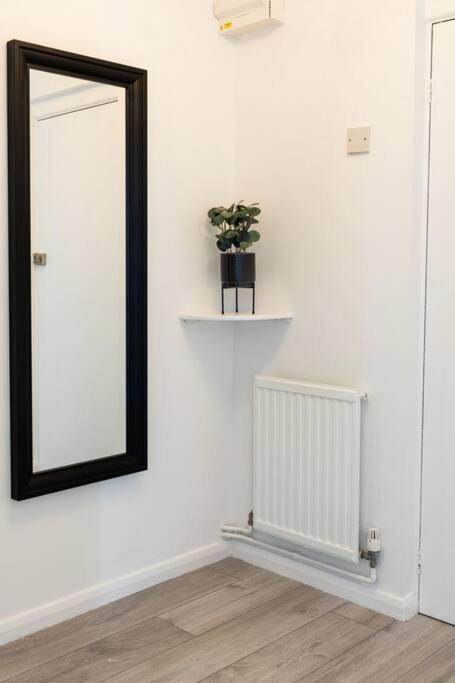 Apartmán Cosy Decorated Flat In Tonbridge Exteriér fotografie